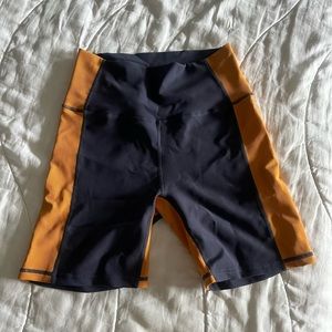 WILO the Label Biker Shorts Activewear Navy and Orange Size Small